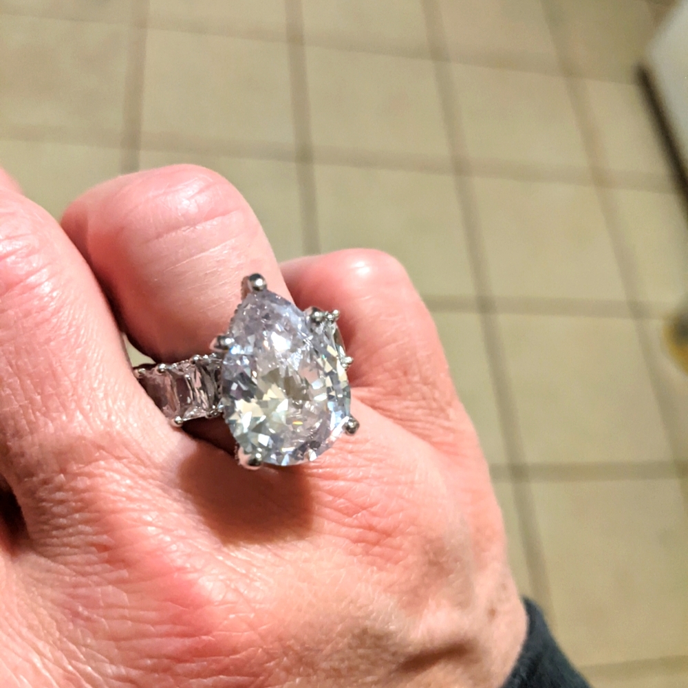 Beautiful sterling silver bridal band